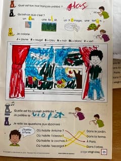 Conversation prompt around favourite colours from a primary French class in Walton-on-Thames.