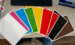 Colours vocabulary worksheet from a French lesson in Shepperton.